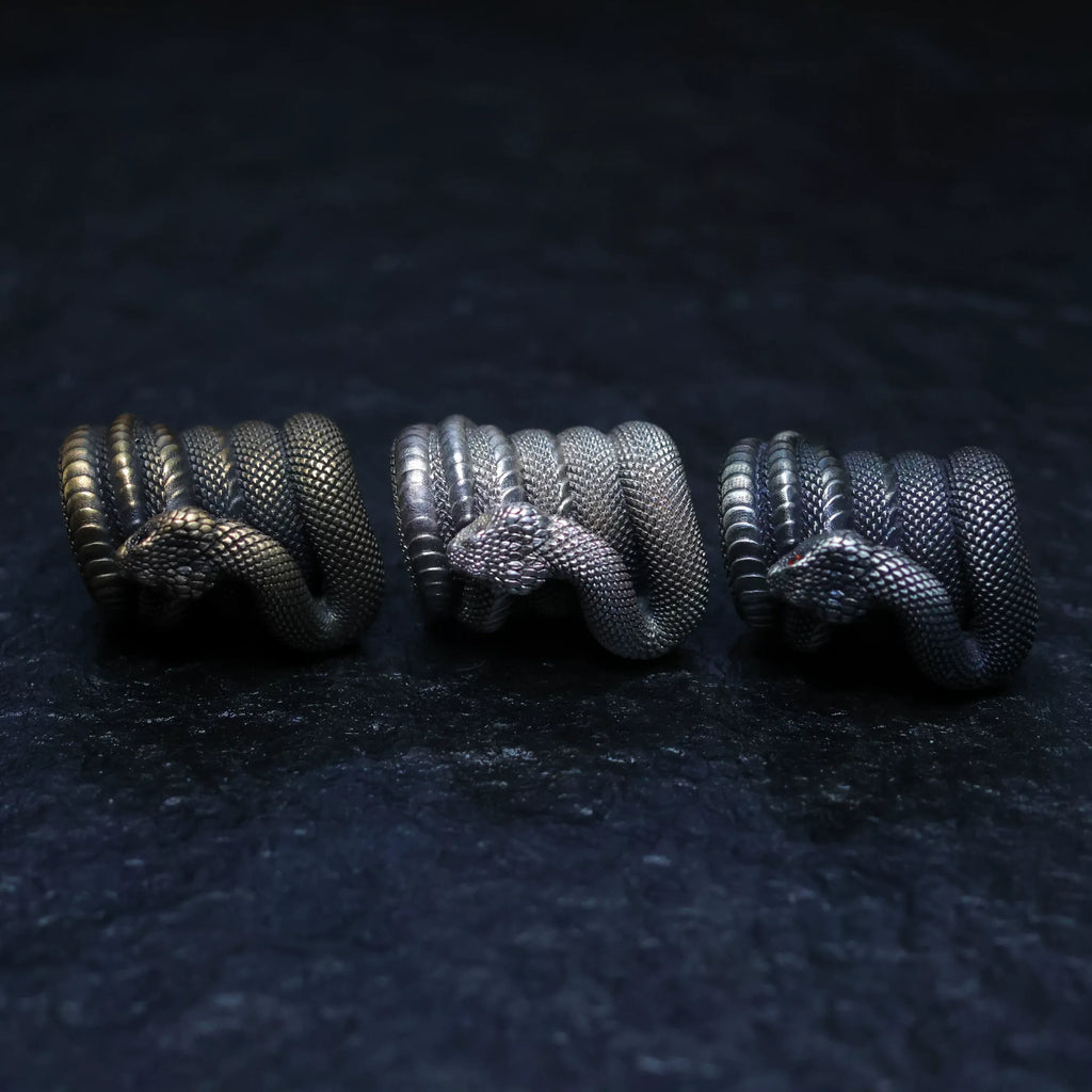 Coiled Snake Lanyard Bead