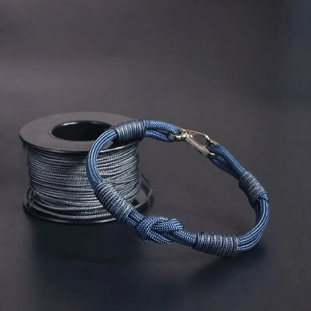 Hand-Braided Paracord Bracelet Slim