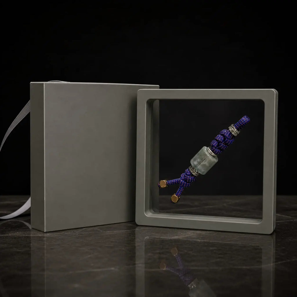 Green Stone & Star-Spacer Paracord Lanyard with Brass Tail