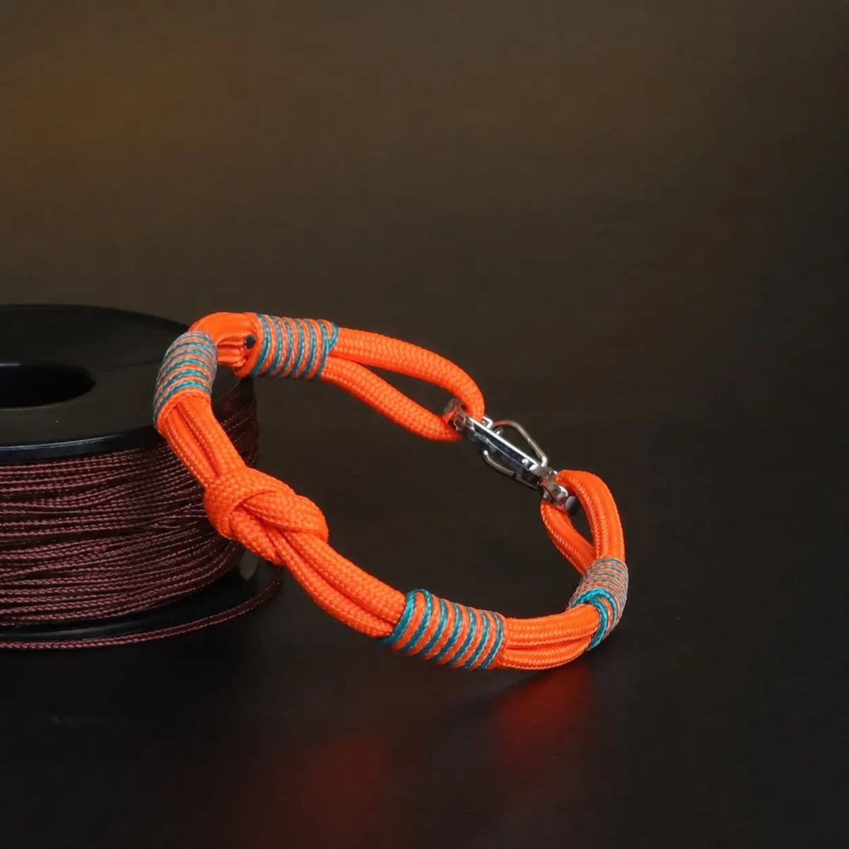 Hand-Braided Paracord Bracelet Slim